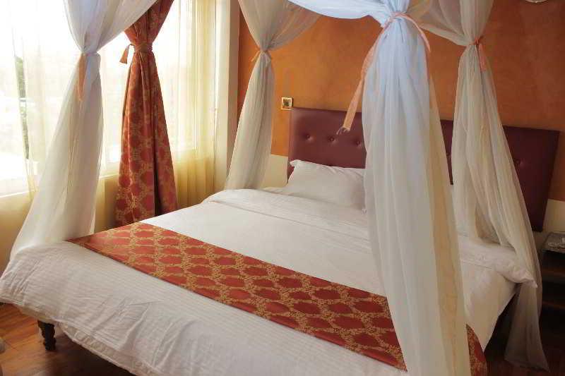 Pearl Palace Hotel Nairobi Exterior photo