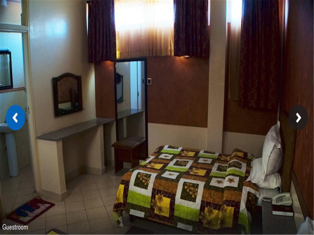 Pearl Palace Hotel Nairobi Room photo